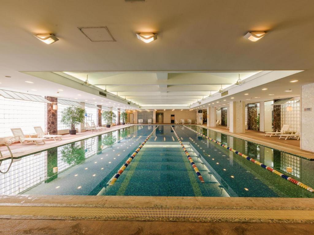Asia Hotel Пекин Экстерьер фото